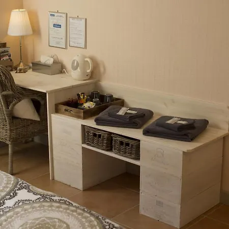 Penzion La Maison Cachee Bordeaux