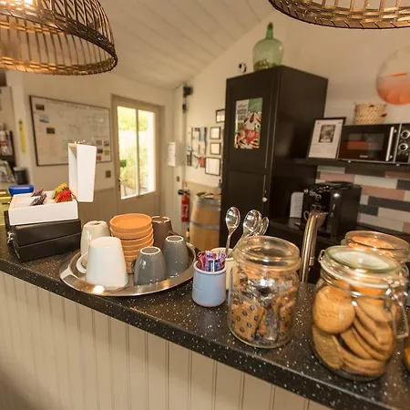 La Maison Cachee Pensjonat *