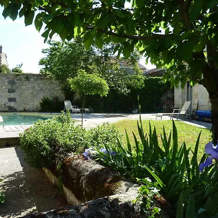 Penzion La Maison Cachee Bordeaux