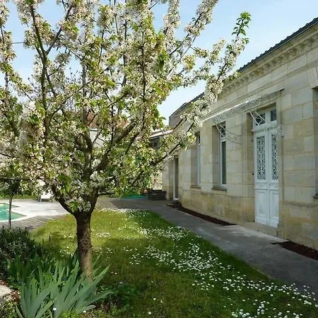 La Maison Cachee بيت ضيافة