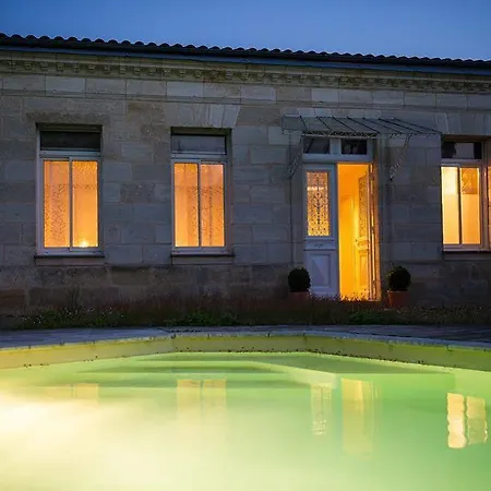 بيت ضيافة La Maison Cachee