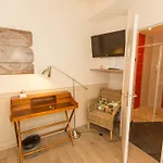 La Maison Cachee