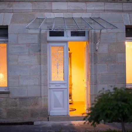 La Maison Cachee