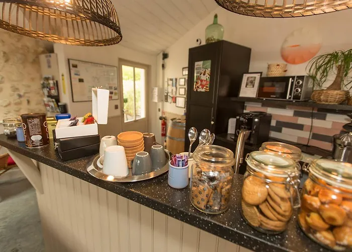 La Maison Cachee Pensjonat *